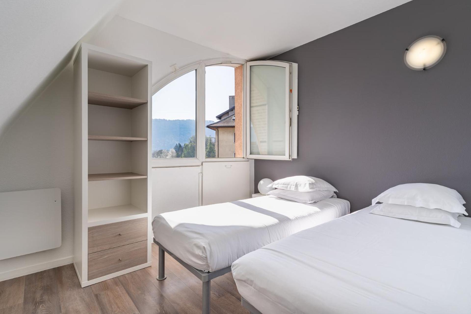 Aparthotel Sejours & Affaires Annecy Le Pont Neuf Cran-Gévrier Exterior foto