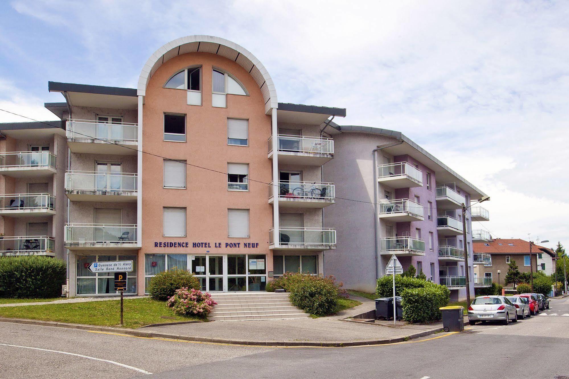 Aparthotel Sejours & Affaires Annecy Le Pont Neuf Cran-Gévrier Exterior foto